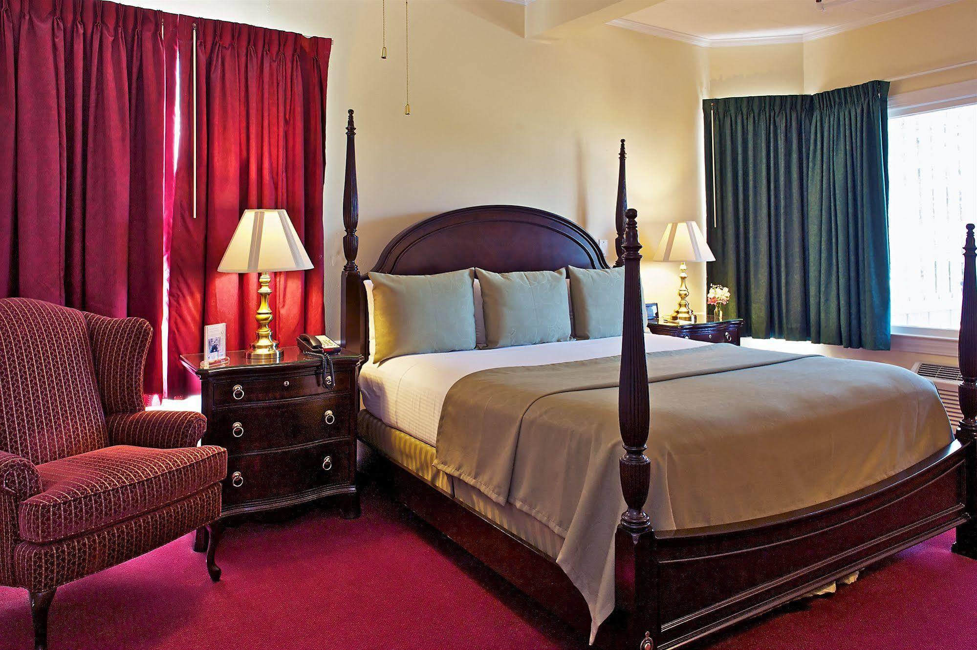 Green Park Inn Блоуинг-Рок Экстерьер фото
