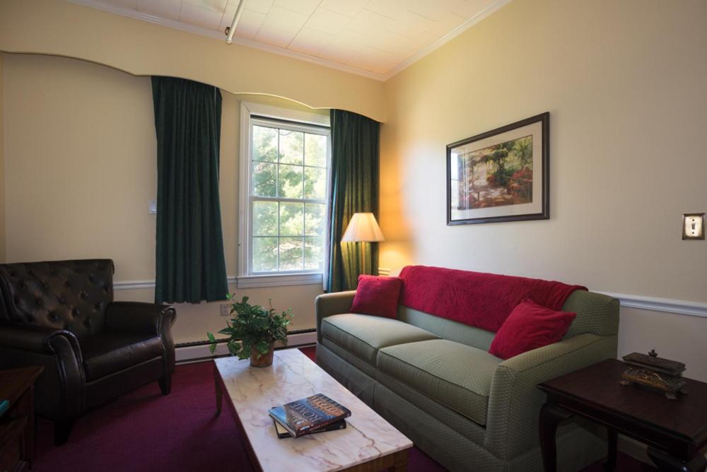 Green Park Inn Блоуинг-Рок Экстерьер фото