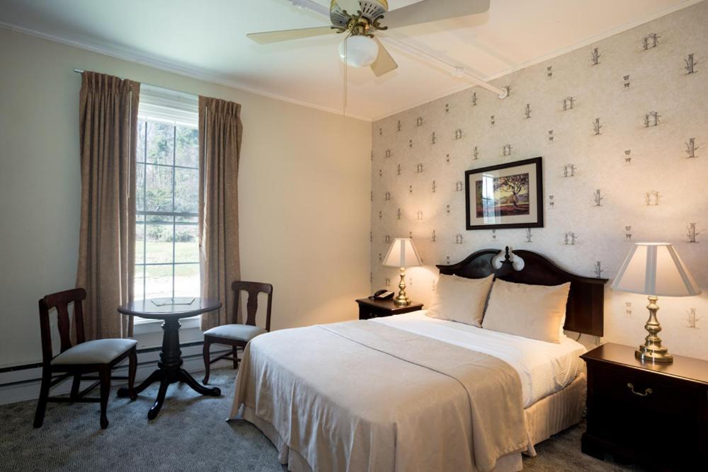 Green Park Inn Блоуинг-Рок Экстерьер фото