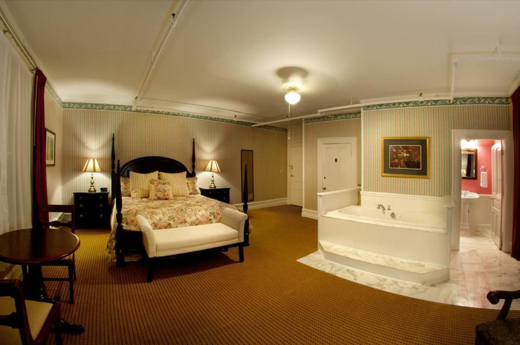 Green Park Inn Блоуинг-Рок Экстерьер фото